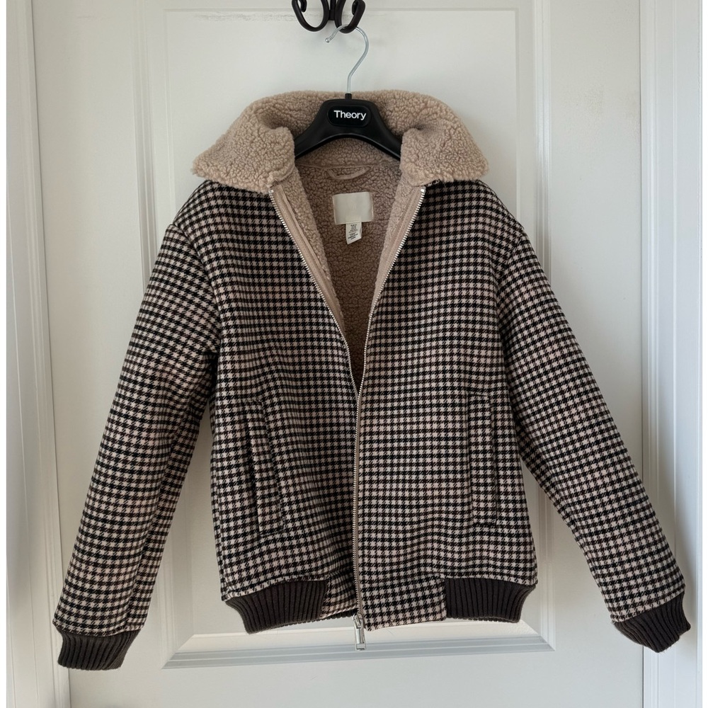 H&M Houndstooth Jacket in Brown and Cream
